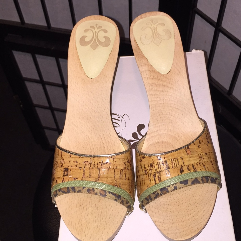 Dereon heel  sandal